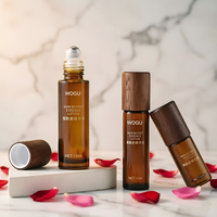 Flacon roll-on vide personnalisé 10ml/15ml pour parfum, en verre ambré dépoli avec impression sérigraphiée et bouchon en bois véritable, pour cheveux