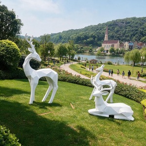 Estatua de Ciervo de Resina Blanca Personalizada, Escultura Animal Moderna para Decoración de Jardín y Patio Exterior - Product Image 4