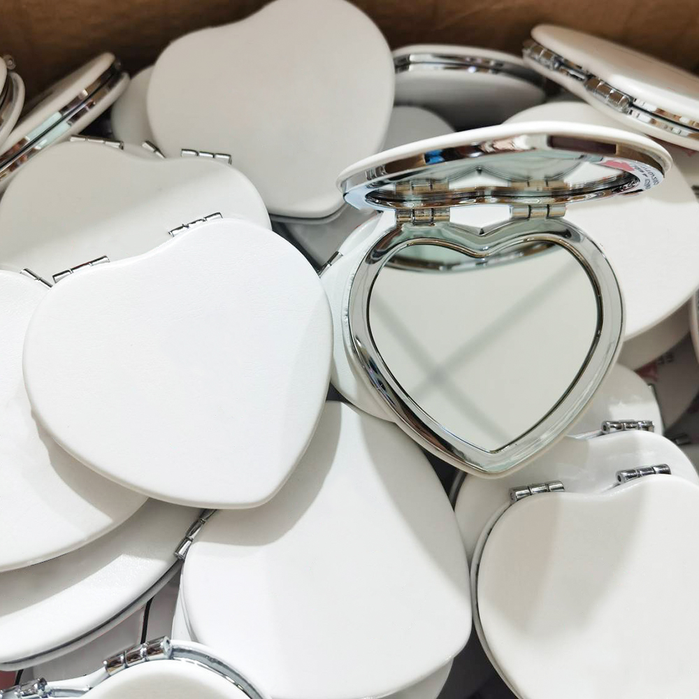 กระจกแต่งหน้าสีขาว 1 ชิ้น