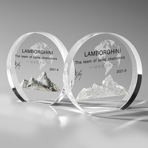 Trophée en cristal au design créatif, impression UV personnalisée, réunion annuelle, trophée en cristal élégant haut de gamme pour les champions - Product Image 1