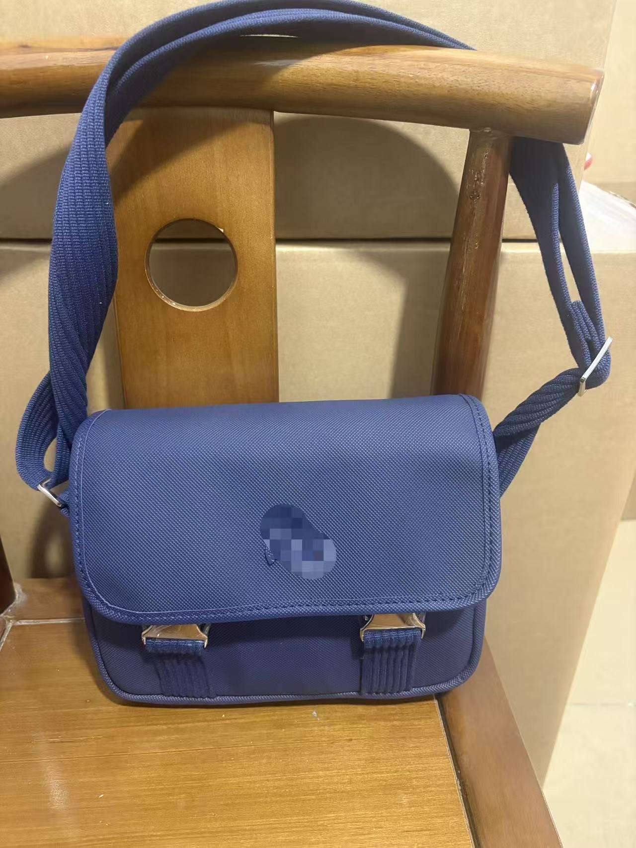 Bleu marine, 24*9*18CM