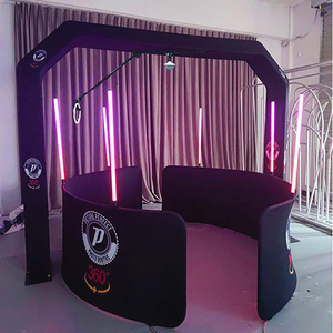 Cabine photo portable 360 personnalisée de qualité supérieure pour événements commerciaux, avec toiles de fond imprimées, idéale pour les fêtes d'anniversaire - Product Image 1