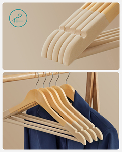 <span class=keywords><strong>SONGMICS</strong></span> Lot de 20 cintres avec rainures d'épaule et crochet pivotant à 360 ° Cintres antidérapants Cintres en bois revêtus de caoutchouc - Product Image 3