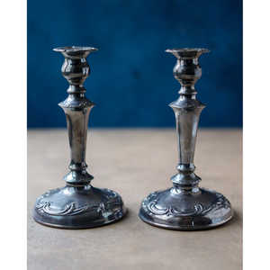 Bougeoirs Mirellas de style simple en aluminium et fer, couleur foncée, Sheffield, décoration d'intérieur, modèles pour mariages - Product Image 2