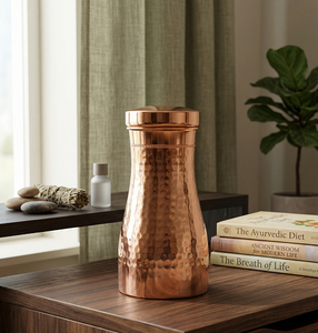 Bouteille d'eau en cuivre écologique de qualité supérieure, design portable pour la maison, le bien-être, l'extérieur et le bureau, favorise une hydratation saine et un mode de vie quotidien équilibré - Product Image 6