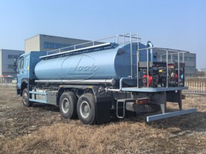 รถบรรทุกขนส่ง LPG ราคาถูก โปรโมชั่นพิเศษ ขนาด 25000L-30000L รถบรรทุกถังน้ำมันเหลว รถบรรทุกถังน้ำมันเบนซิน - Product Image 2