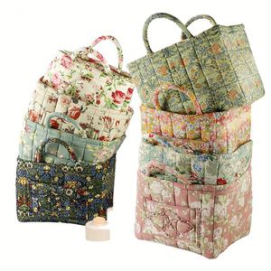 Panier de rangement pliable en polyester pour la maison, style rustique, avec longue poignée, motif floral, portable, pour trier les articles divers, 33x28x27cm - Product Image 1