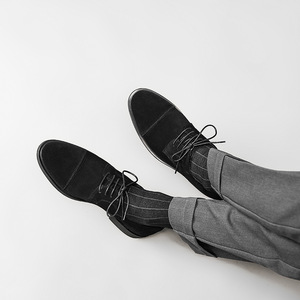 รองเท้าทำงานหนังกลับสไตล์ฤดูใบไม้ร่วงใหม่รองเท้าผู้ชายแบบมนสวมสบายและระบายอากาศได้ดีรองเท้าออกซ์ฟอร์ด - Product Image 4