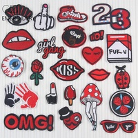 Patchs thermocollants personnalisés en feutre polyester brodé, motif dessin animé rouge, broderie DIY, personnage d'anime, chapeau, couleur personnalisée