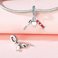 Vente en gros de breloques en argent sterling 925 Zircon café écouteurs dents bracelets collier accessoires pour la fabrication de bijoux cadeaux