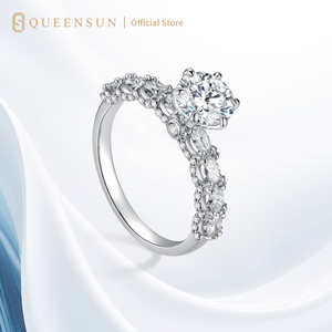 <span class=keywords><strong>Bague</strong></span> de fiançailles en diamant de laboratoire 18 carats, solitaire classique 6 griffes, avec pierres latérales graduées et demi-éternité - Product Image 1