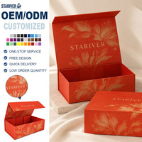 Boîte cadeau magnétique pliable rouge de luxe avec logo floral personnalisé en feuille d'or, emballage en carton rigide pour mariage et festivals