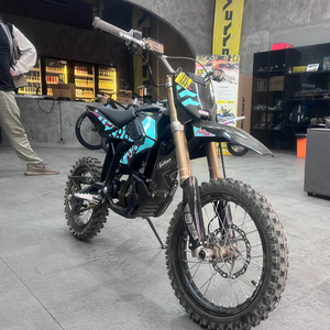 สำหรับ Hyper Bee รถมอเตอร์ไซค์ไฟฟ้าวิบาก 5000W 50.4V 25Ah มอเตอร์ขับเคลื่อนกลาง 3 สปีด โครงอะลูมิเนียมอัลลอยด์แบบฟอร์จ ระบบกันสะเทือนหลัง ความเร็วสูงสุด 55 กม./ชม. - Product Image 5