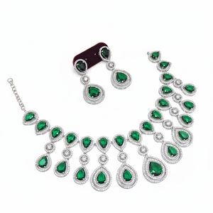 Ensemble de colliers américains en diamant plaqué argent 11103252GR-Elegant Fine Jewelry - Product Image 2