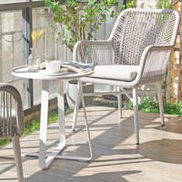 Chaise de salle à manger en rotin tissé en ficelle avec accoudoirs, cadre métallique en aluminium