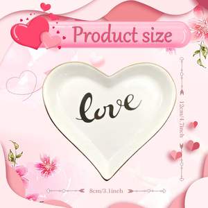 طبق بحلقة عليها قلب بشعار مصمم خصيصًا، درج حامل مجوهرات من السيراميك، هدية - Product Image 3