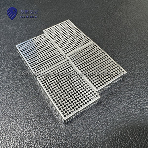 Cubierta de protección de malla perforada de 41x32,4x10 mm de acero inoxidable para disipación de calor y protección de componentes electrónicos - Product Image 2