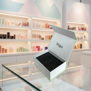 Caja de Regalo de Cartón Rígido Verde con Cierre Magnético Personalizado, Papel Mate de Lujo con Inserto de Espuma EVA para Paquetes de Cosméticos y Perfumes - Product Image 6