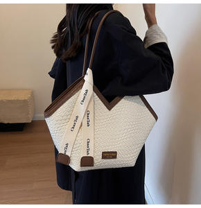 Sac à main de plage de luxe pour femme, sac bandoulière messager en paille tressée fait main, sac fourre-tout en cuir PU pour femme - Product Image 6