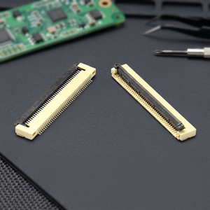 ZFPC SMT FFC FPC (câble plat flexible) à angle droit en bronze phosphoreux 1.5H 0.60W 10~60 broches, finition étain, 1 rangée 857BXXPTX-43_0.5ph, en bobine - Product Image 3