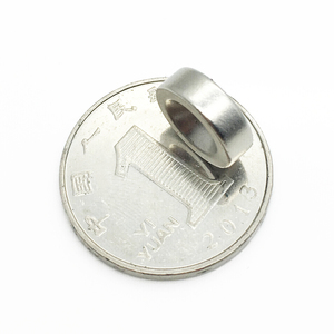 Imán de neodimio con agujero de tornillo Imán con orificio para tornillo - Product Image 3