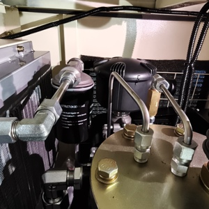 Rttw 5.5HP 4Kw 10BAR Tần số điện đai Máy nén khí cho tự động sửa chữa và bảo trì - Product Image 4