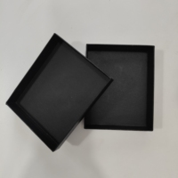 Boîte cadeau de luxe réutilisable à design personnalisé, en carton rigide 2 pièces, avec couvercle amovible, finition mate, gaufrage et base et colle faits main