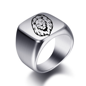 Bague en acier inoxydable tête de lion 18 mm carrée, bijoux de mode pour homme, cadeau, options de couleurs bleu, noir, or, argent - Product Image 4