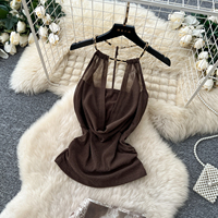 Ensemble deux pièces pour femme, haut sans manches à col halter imprimé et jupe à volants, coupe ajustée, pour les vacances d'été