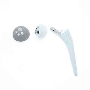 Implantes de rodilla ortopédicos artificiales Cóndilos femorales de rodilla de titanio para reemplazo <span class=keywords><strong>total</strong></span> de rodilla Articulación protésica de rodilla - Product Image 4