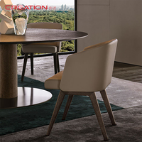 Table basse d'hôtel commerciale en bois massif pour hall et espace lounge, finition de luxe