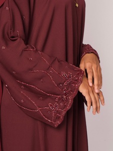Abaya longue à manches évasées avec broderie personnalisée Loriya, robe modeste pour femmes musulmanes, style Dubaï, mode islamique - Product Image 2