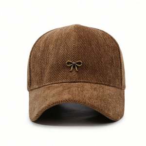 Casquette de baseball structurée élégante à motif pied-de-poule pour femme, chapeau de sport chaud et tendance avec nœud pour l'hiver - Product Image 3