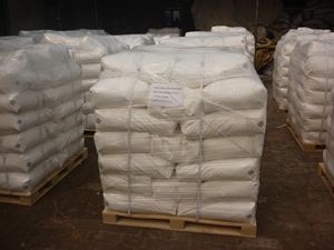 Polímero de poliacrilamida en polvo de polímero Yongxing 99% pureza aniónica para fluido de perforación - Product Image 2