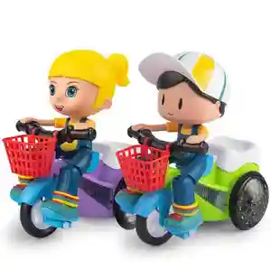 Mejor venta truco de dibujos animados coche de 360 grados rotación de juguete B/O truco triciclo con luz y música para niño Y la chica