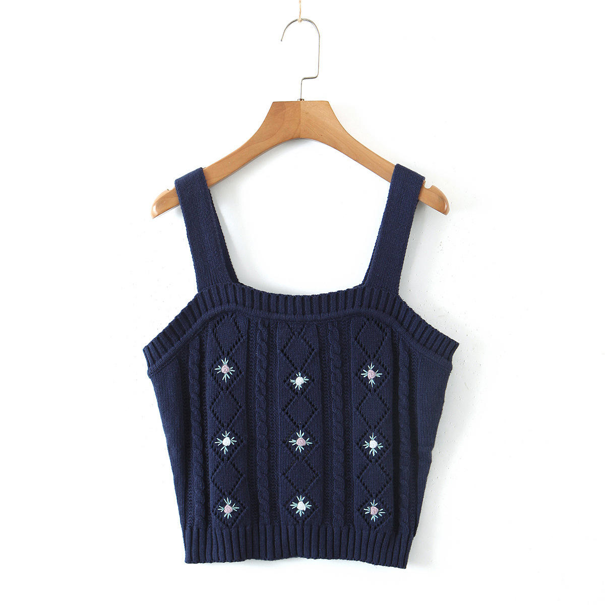 สายเอี๊ยมสีน้ำเงินกรมท่า