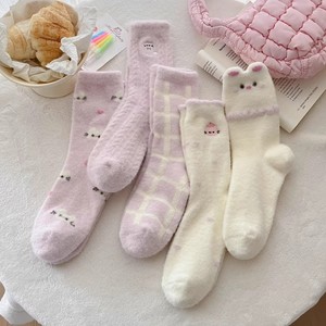 Women Fuzzy Socks Mid Calf Thickened Warm Cat Pattern Autumn Winter Sleep Socks For Women - Product Image 3