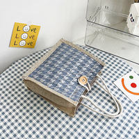 Sac de courses en jute à fleurs et couleurs raffinées à prix compétitif Sac souvenir en coton et lin pour femmes