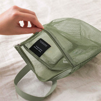 Sac de rangement en maille pour maquillage et articles de toilette, organisateur portable de voyage pour outils de douche et de soin corporel, pochette suspendue pour cosmétiques