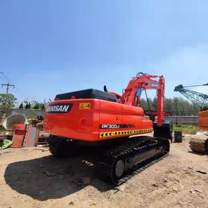 Excavadora de segunda mano usada DOOSAN DX300LC - Product Image 1