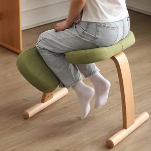 Tabouret <span class=keywords><strong>de</strong></span> <span class=keywords><strong>chaise</strong></span> à genoux <span class=keywords><strong>ergonomique</strong></span> en bois massif réglable <span class=keywords><strong>Chaise</strong></span> <span class=keywords><strong>de</strong></span> <span class=keywords><strong>bureau</strong></span> à domicile en bois avec caractéristiques <span class=keywords><strong>de</strong></span> réglage des genoux - Product Image 4