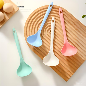 22.5cm <span class=keywords><strong>de</strong></span> Long biodégradable paille <span class=keywords><strong>de</strong></span> blé <span class=keywords><strong>Chef</strong></span> cuillère résistant à la chaleur outil <span class=keywords><strong>de</strong></span> cuisine produits en caoutchouc ovale cuillère à soupe - Product Image 5