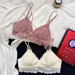 French-style triangle cup lace bra, <b>thin</b> and <b>wire</b>-free, lightweight, with a beautiful back and no gaping cups. - Product Image 2