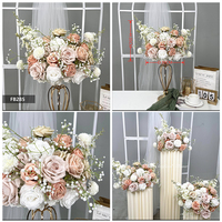 Arrangement floral populaire pour allée de mariage, série Forêt Printanière, roses artificielles en soie rose et vert, fait main, naturel, pour la Saint-Valentin