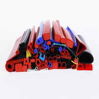 Bande d'étanchéité pour four à haute élasticité fournie en usine Bande d'étanchéité en caoutchouc pour profilé en silicone personnalisé pour armoire à vapeur