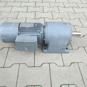 Nuevo Controlador PLC de Automatización Industrial Original R60DT80K4BM/Z 010321718.2.04wbr.02001 para Almacén R60dt80k4bm/z 010321718 - Product Image 1