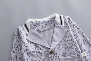 ชุดเสื้อผ้าเด็กผู้ชายคุณภาพสูง ชุดสูทลำลอง เสื้อโค้ท เสื้อเชิ้ต และกางเกงขายาว ชุด 3 ชิ้น สำหรับเด็ก - Product Image 2