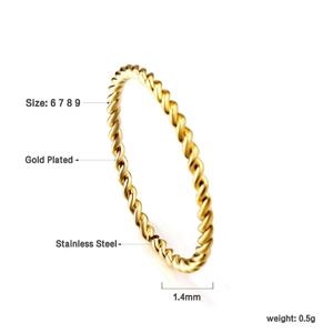 Anillo de Acero Inoxidable Chapado en Oro Personalizado por el Fabricante, Anillo de Boda Clásico para Mujer - Product Image 4