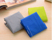 Matériau recyclé écologique personnalisé 210T Polyester grand sac fourre-tout pliable extensible et réutilisable Logo personnalisé pour
