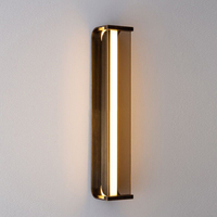 Lampe murale postmoderne de luxe légère en forme de longue bande pour chambre à coucher, chevet, salon, hôtel et villa